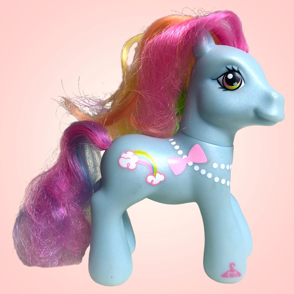 My Little Pony G3 Rainbow Dash With Pearl Necklace And Bow